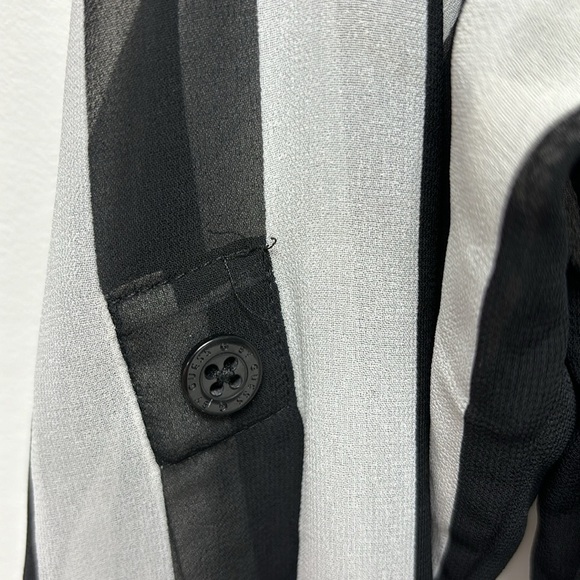 G by Guess women's black and white striped shirt size XS Stripe Beetlejuice - Picture 6 of 11